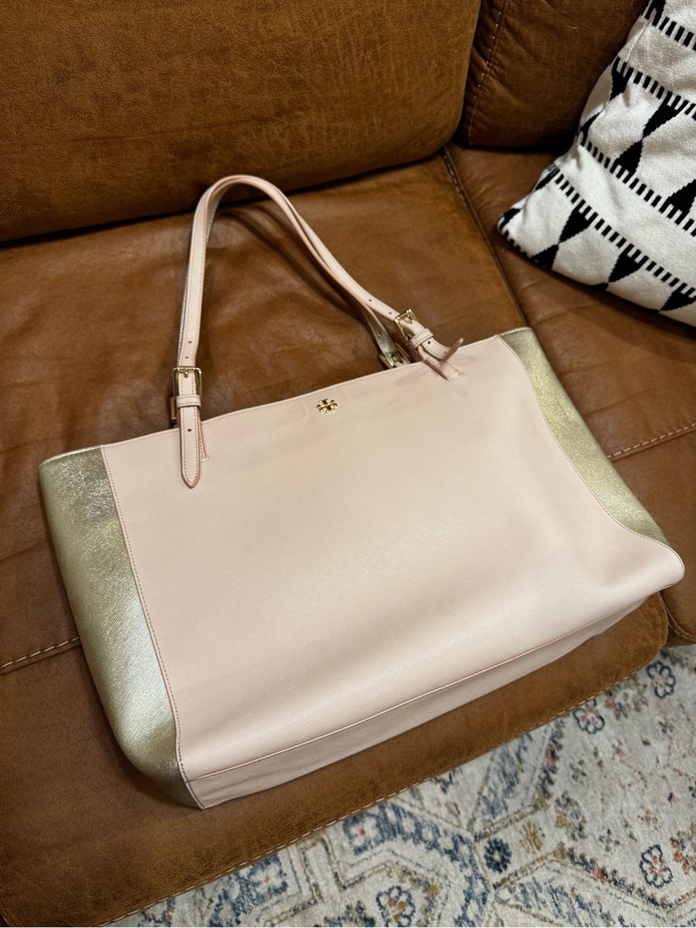 Tory Burch York Buckle Tote pink and gold